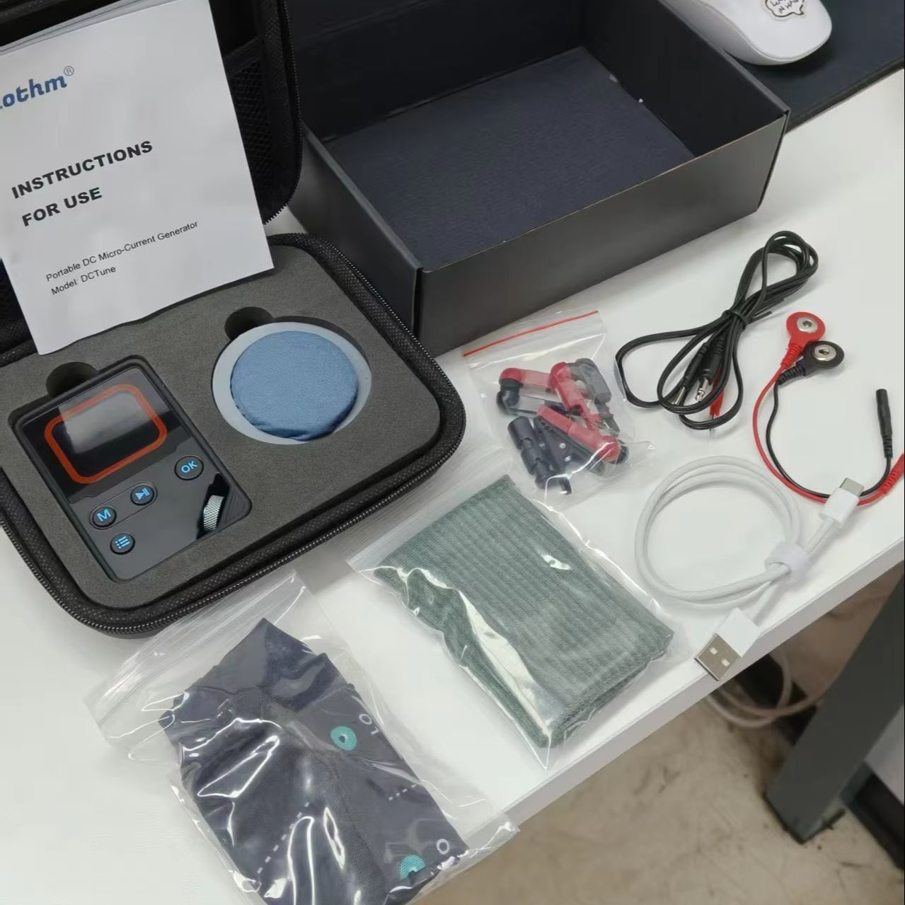 Light Therapy Glasses - Dispositivo di Massaggio TDCS 2026, Kit
